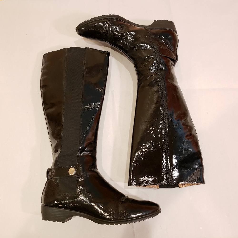 Sofft Black Patent Leather Boots Size 6